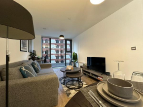 Cozy City Centre Apartment with Free Parking and Free Gym